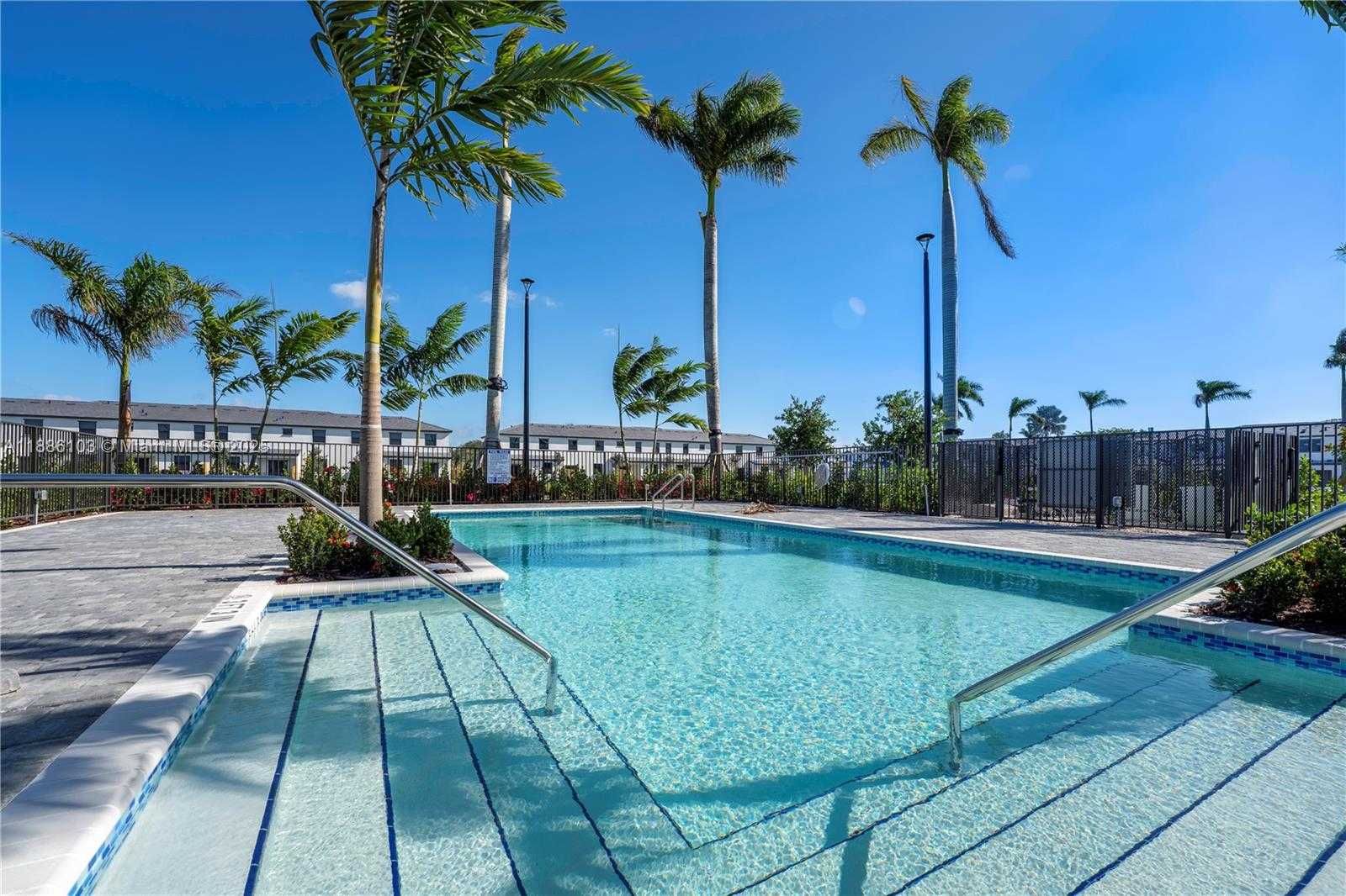 Small Image of 4941 PEACOCK WAY #5838, Dania Beach Number 3
