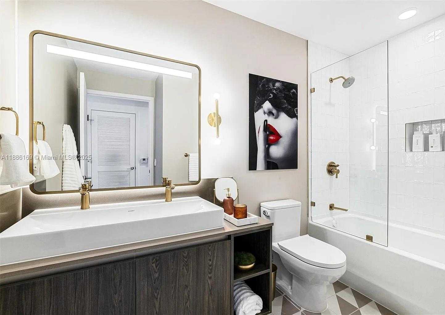 Small Image of 159 NORTH EAST 6TH ST #5106, Miami Number 6