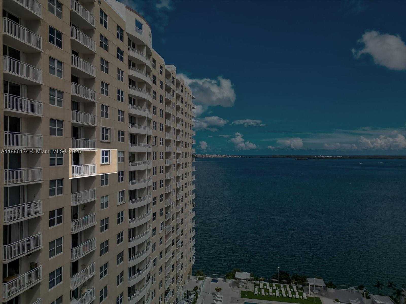Small Image of 770 CLAUGHTON ISLAND DR #1706, Miami Number 15