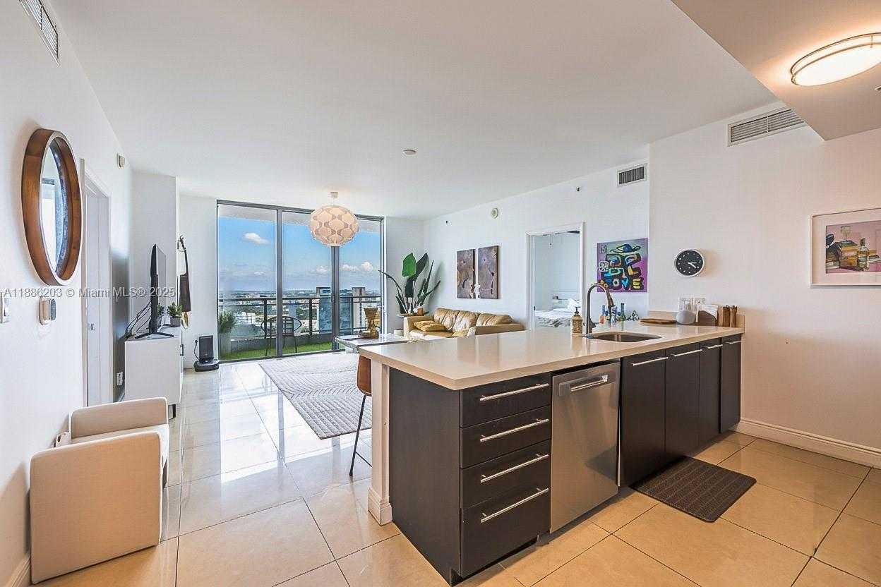 Small Image of 90 SOUTH WEST 3RD ST #3705, Miami Number 2