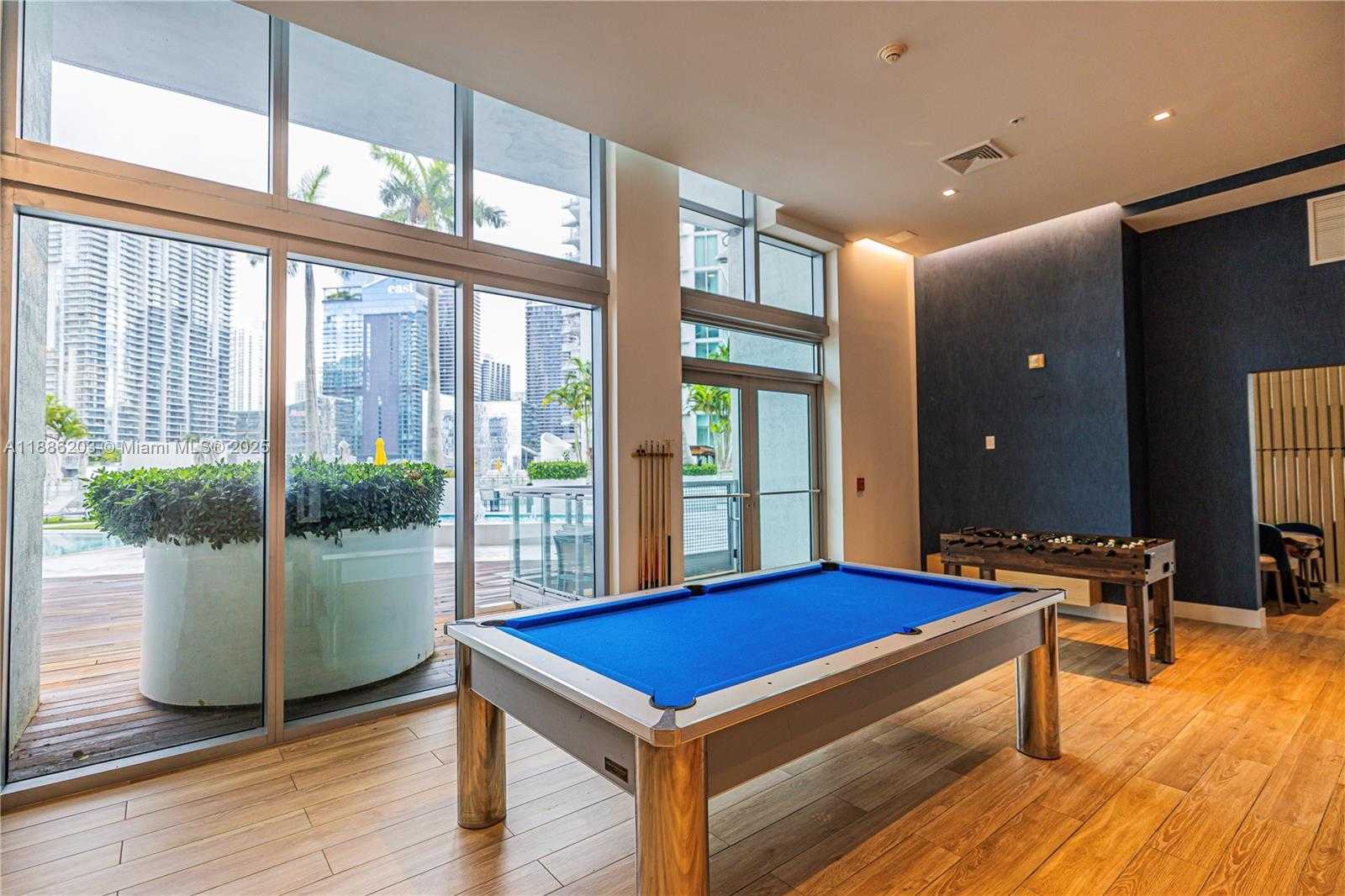 Small Image of 90 SOUTH WEST 3RD ST #3705, Miami Number 24