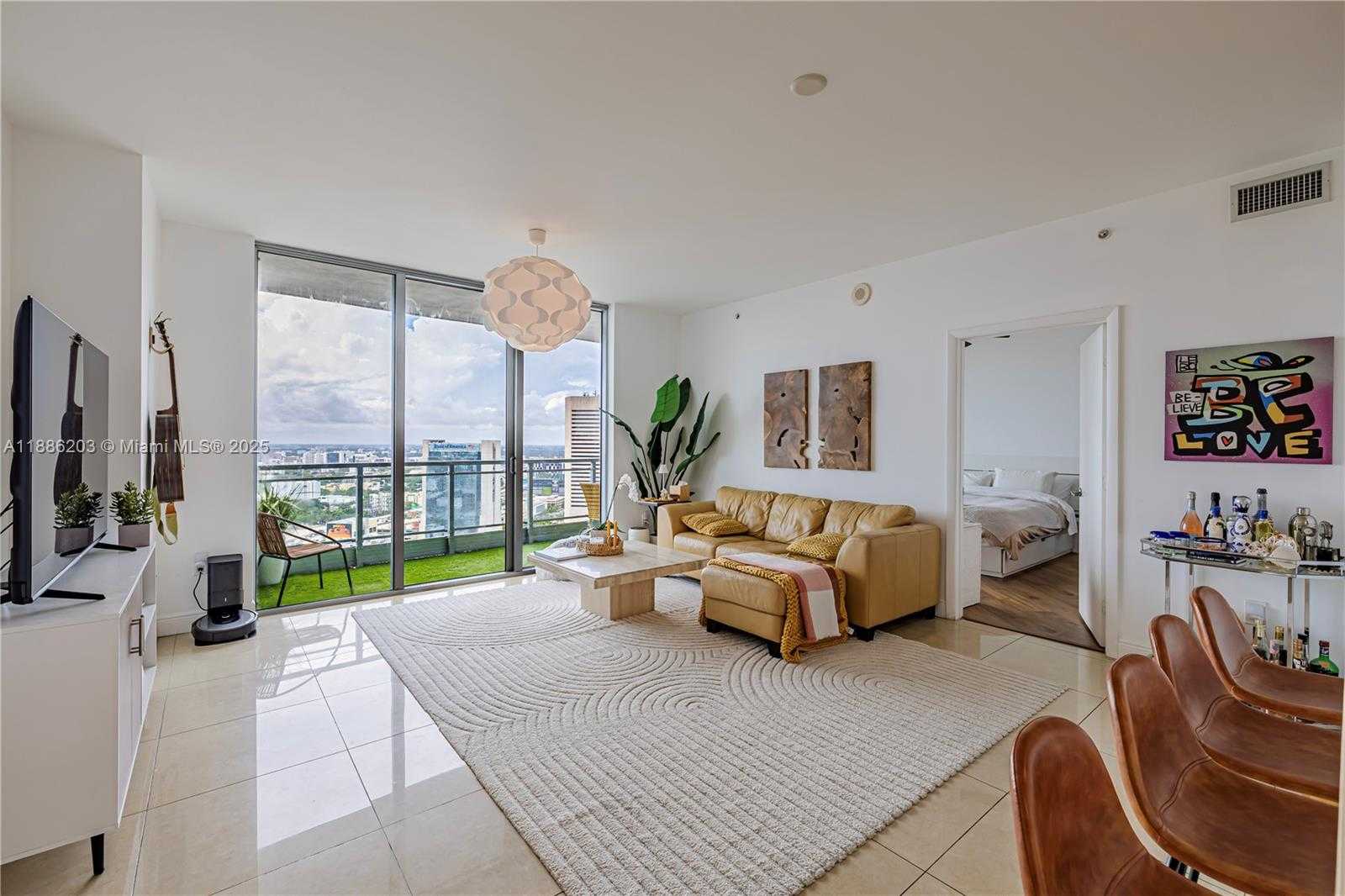 Small Image of 90 SOUTH WEST 3RD ST #3705, Miami Number 3