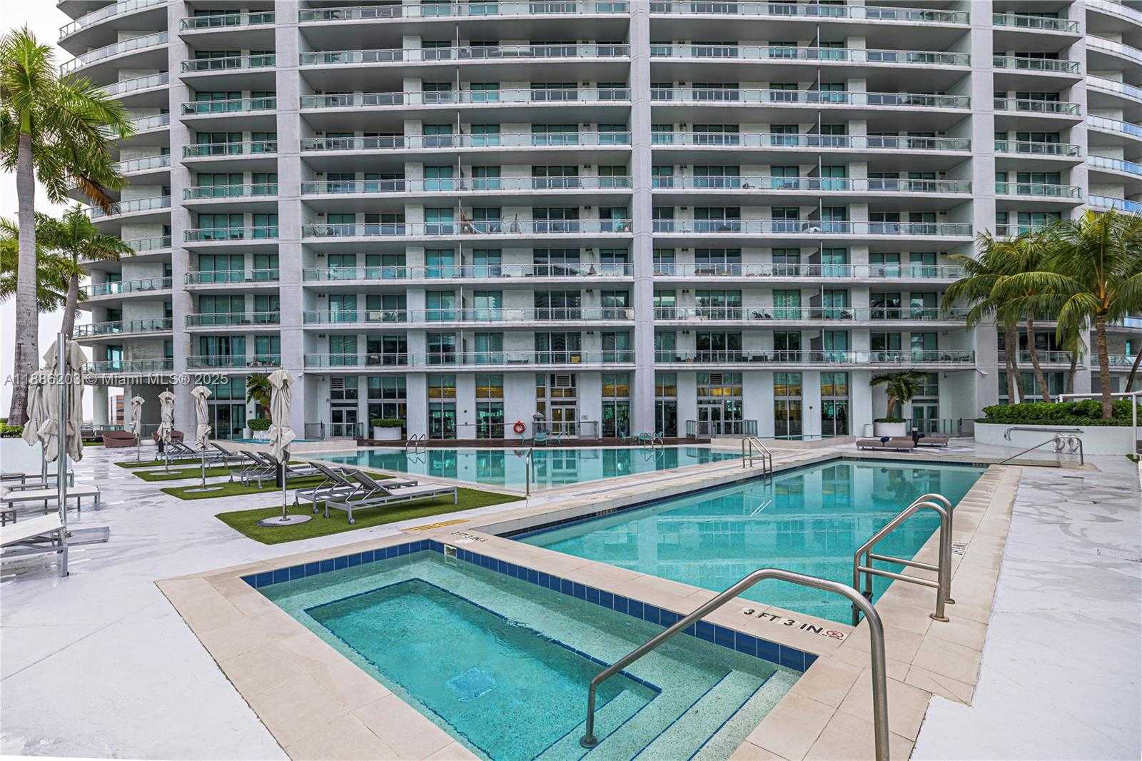 Small Image of 90 SOUTH WEST 3RD ST #3705, Miami Number 37