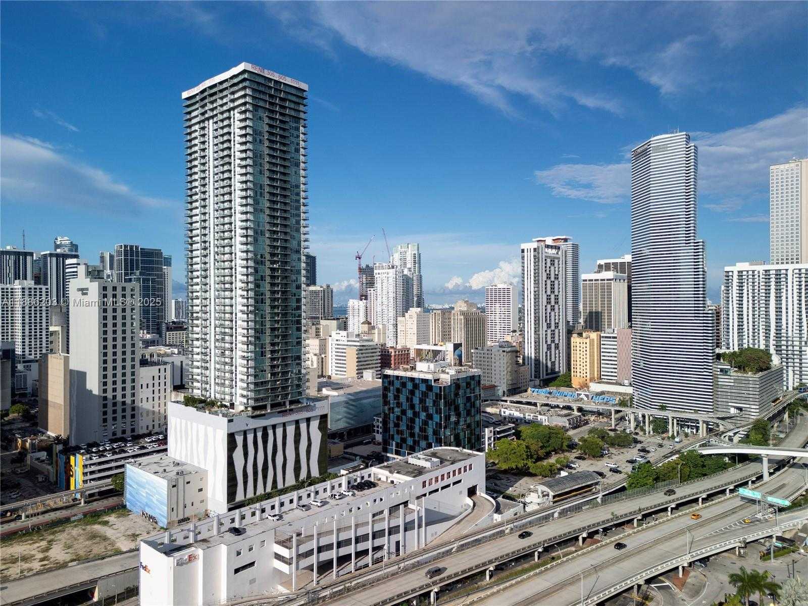 Small Image of 90 SOUTH WEST 3RD ST #3705, Miami Number 43