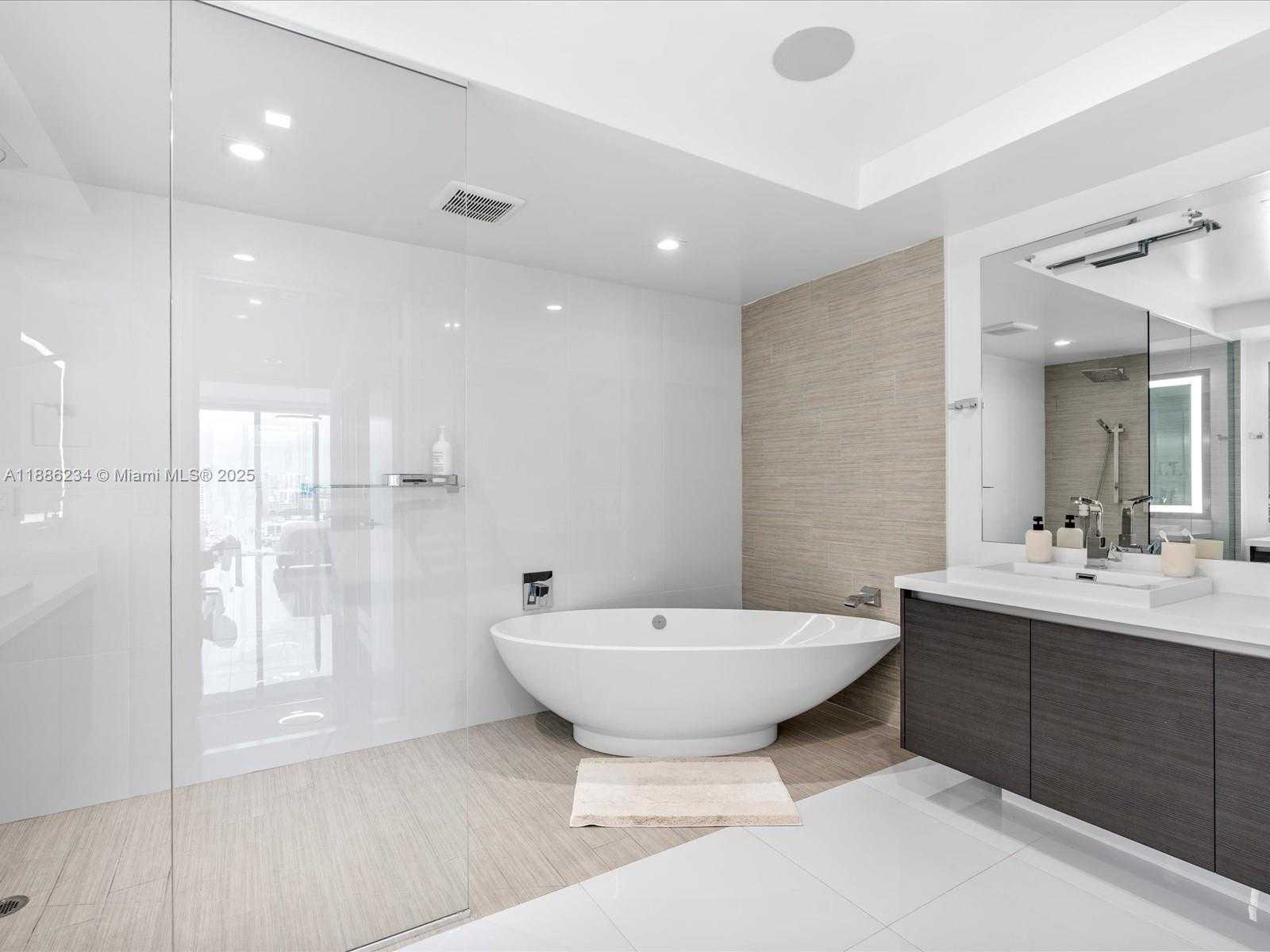 Small Image of 300 SUNNY ISLES BLVD #4-1601, Sunny Isles Beach Number 17