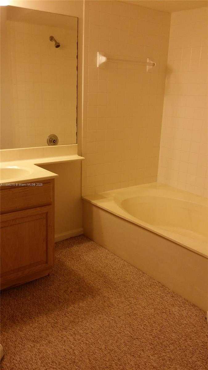 Small Image of 1280 SOUTH ALHAMBRA CIR #2117, Coral Gables Number 10