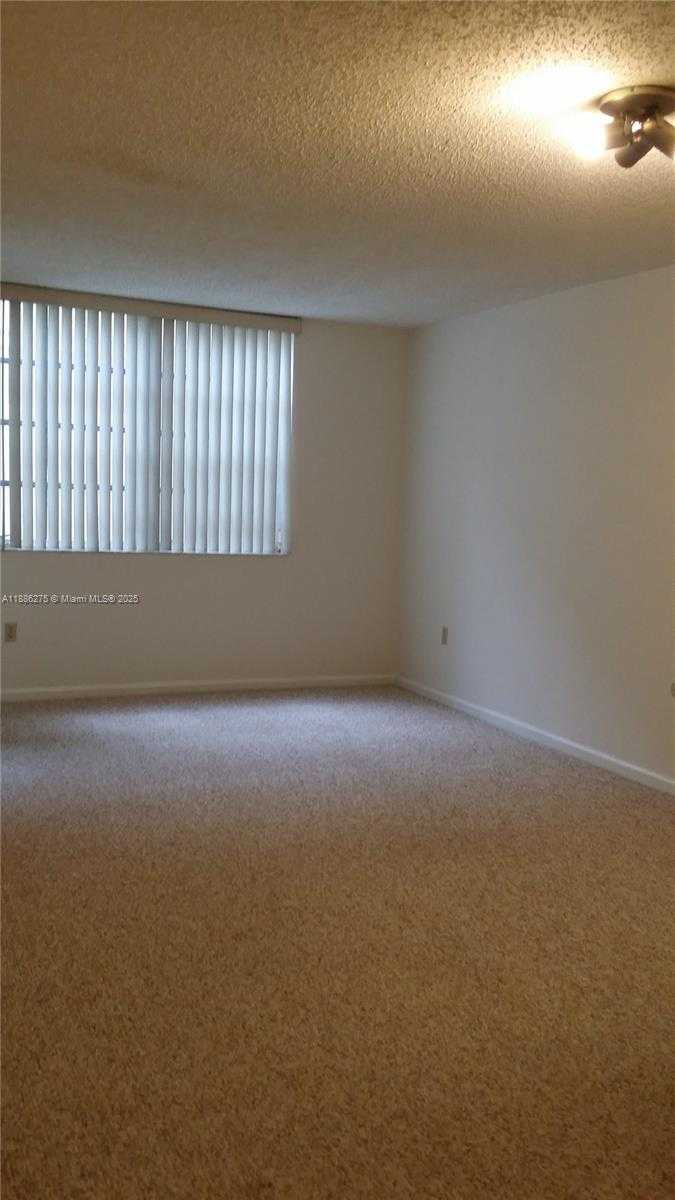Small Image of 1280 SOUTH ALHAMBRA CIR #2117, Coral Gables Number 7