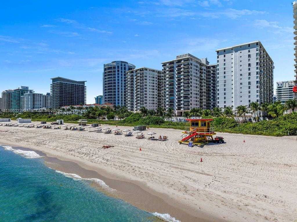 Small Image of 6039 COLLINS AVE #1126, Miami Beach Number 17