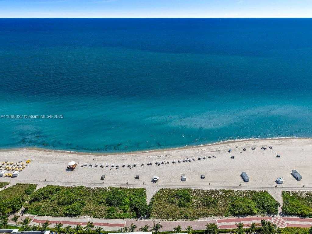 Small Image of 6039 COLLINS AVE #1126, Miami Beach Number 19