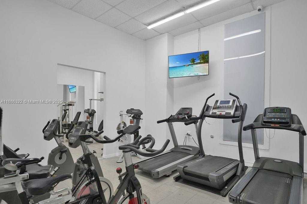 Small Image of 6039 COLLINS AVE #1126, Miami Beach Number 50