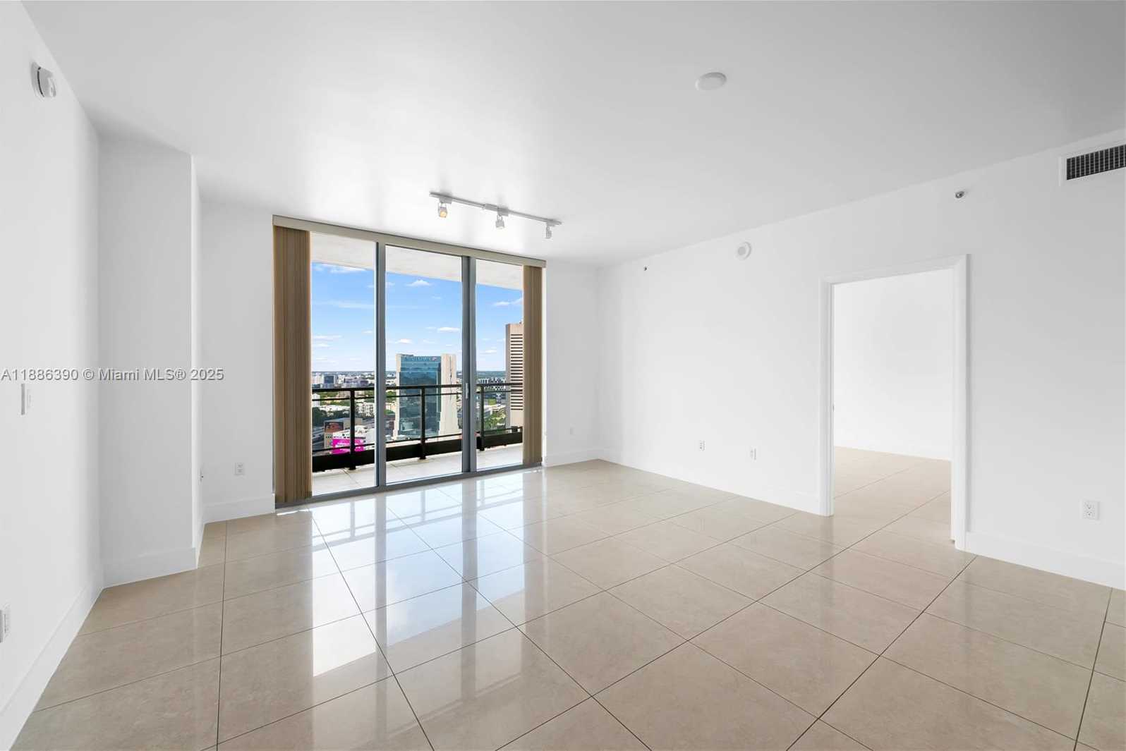 Small Image of 90 SOUTH WEST 3RD ST #3305, Miami Number 11