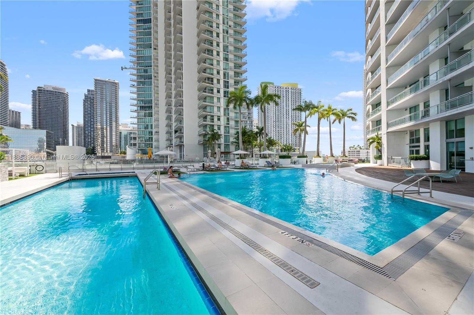 Small Image of 90 SOUTH WEST 3RD ST #3305, Miami Number 36