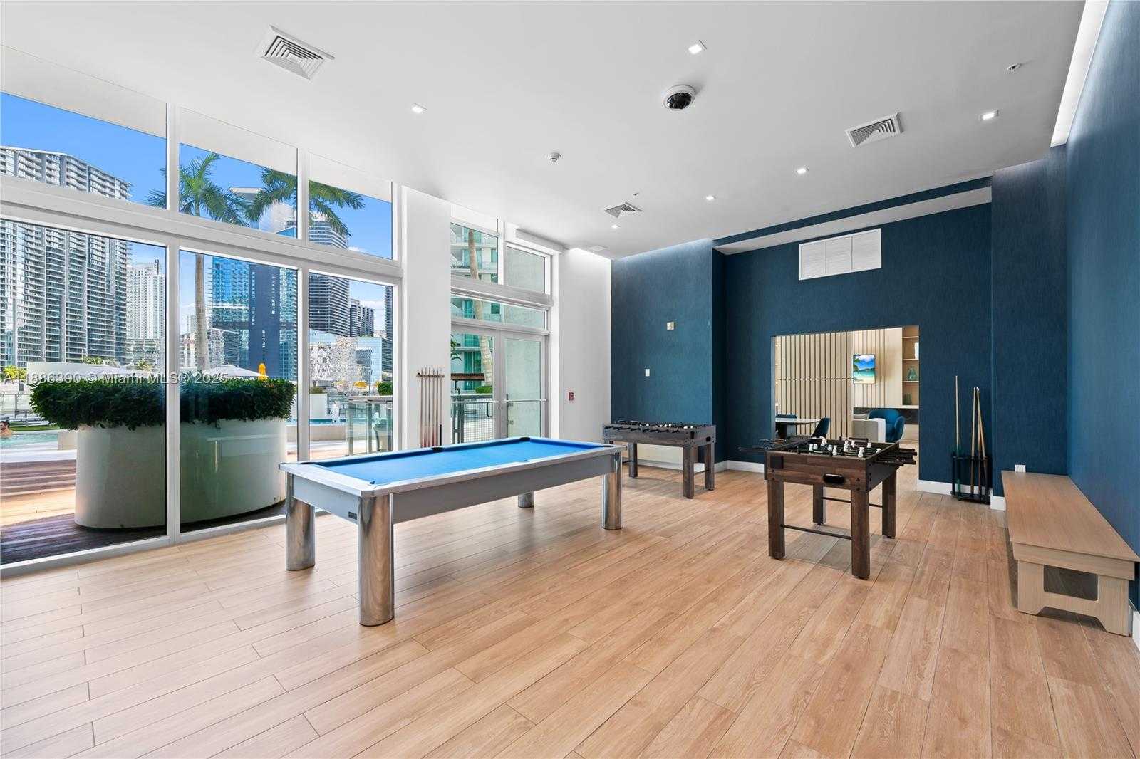 Small Image of 90 SOUTH WEST 3RD ST #3305, Miami Number 41