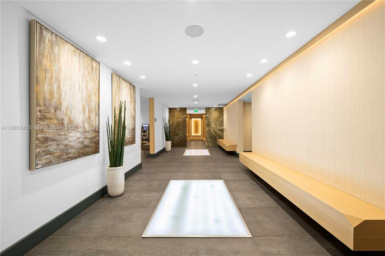 Small Image of 90 SOUTH WEST 3RD ST #3305, Miami Number 5