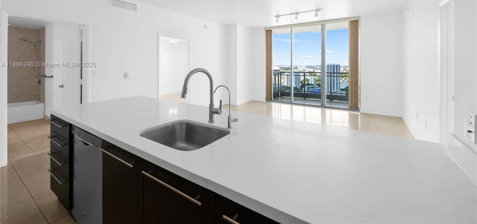 Small Image of 90 SOUTH WEST 3RD ST #3305, Miami Number 7