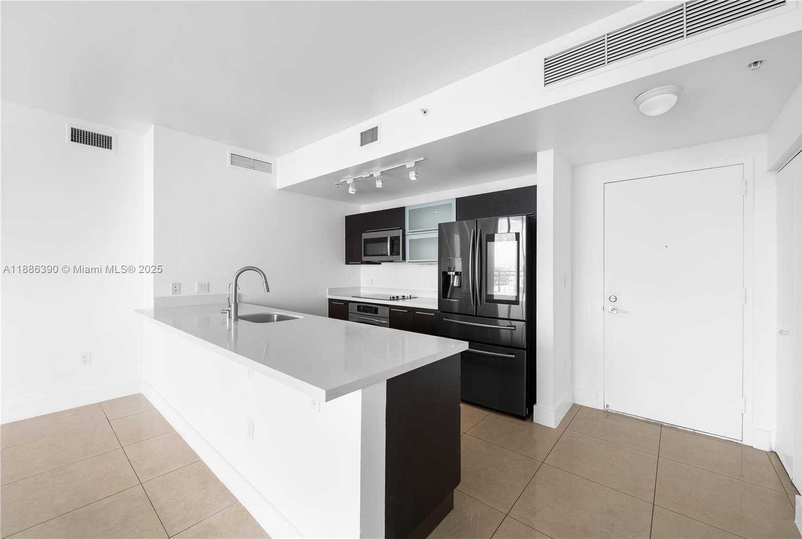 Small Image of 90 SOUTH WEST 3RD ST #3305, Miami Number 8