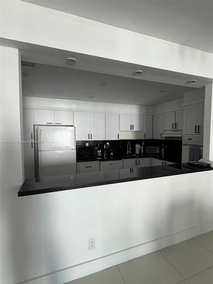 Small Image of 19370 COLLINS AVE #904, Sunny Isles Beach Number 28