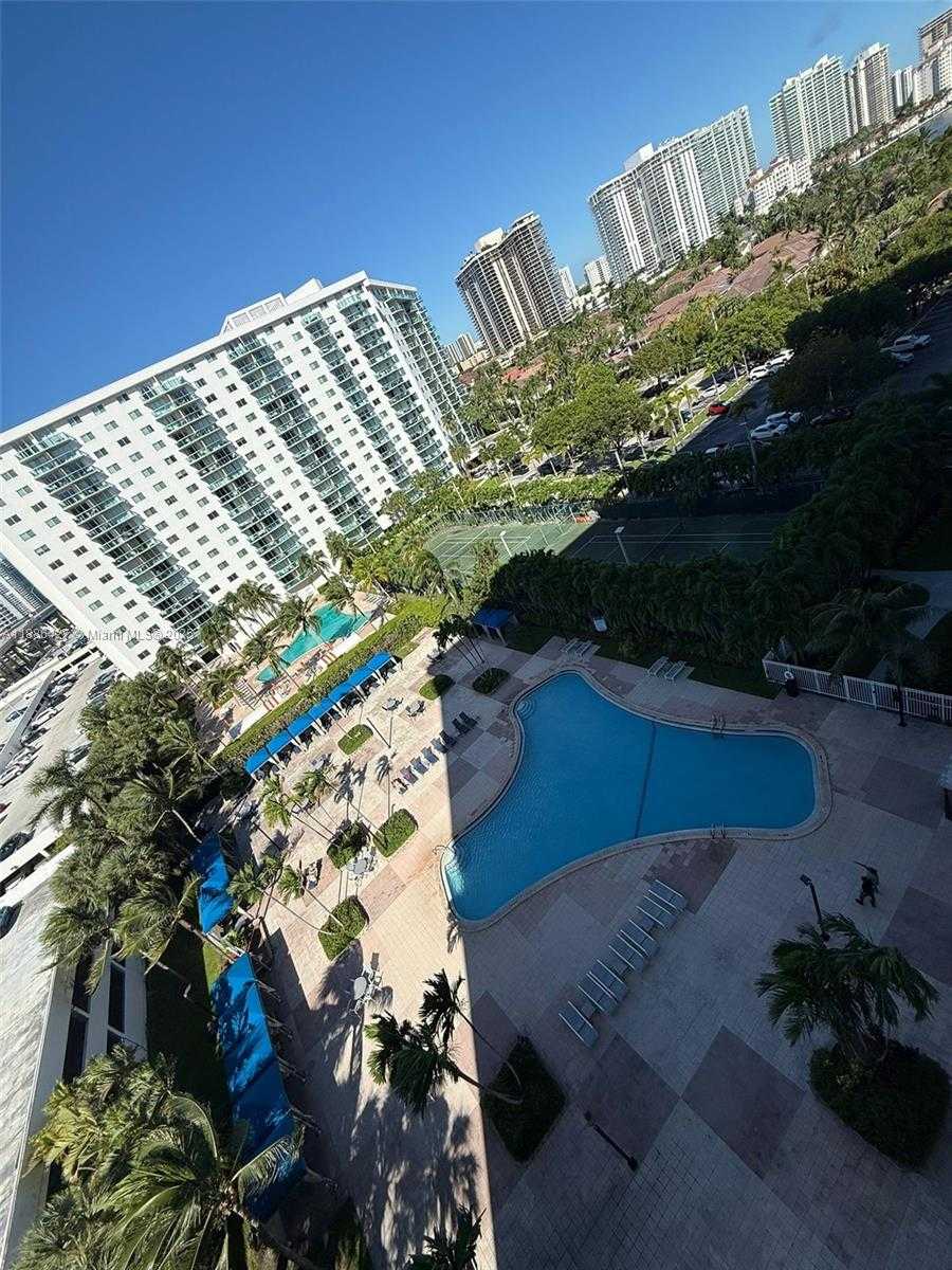 Small Image of 19370 COLLINS AVE #904, Sunny Isles Beach Number 4