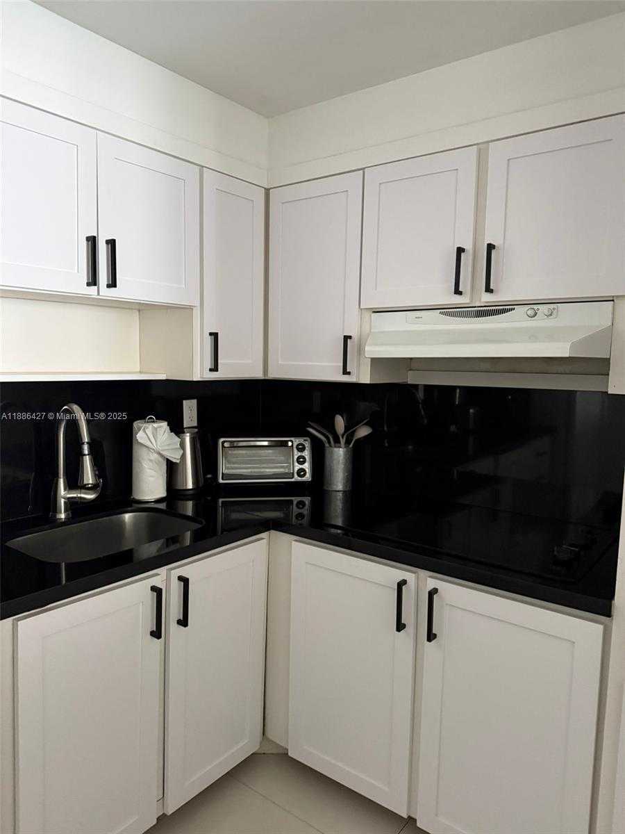 Small Image of 19370 COLLINS AVE #904, Sunny Isles Beach Number 7