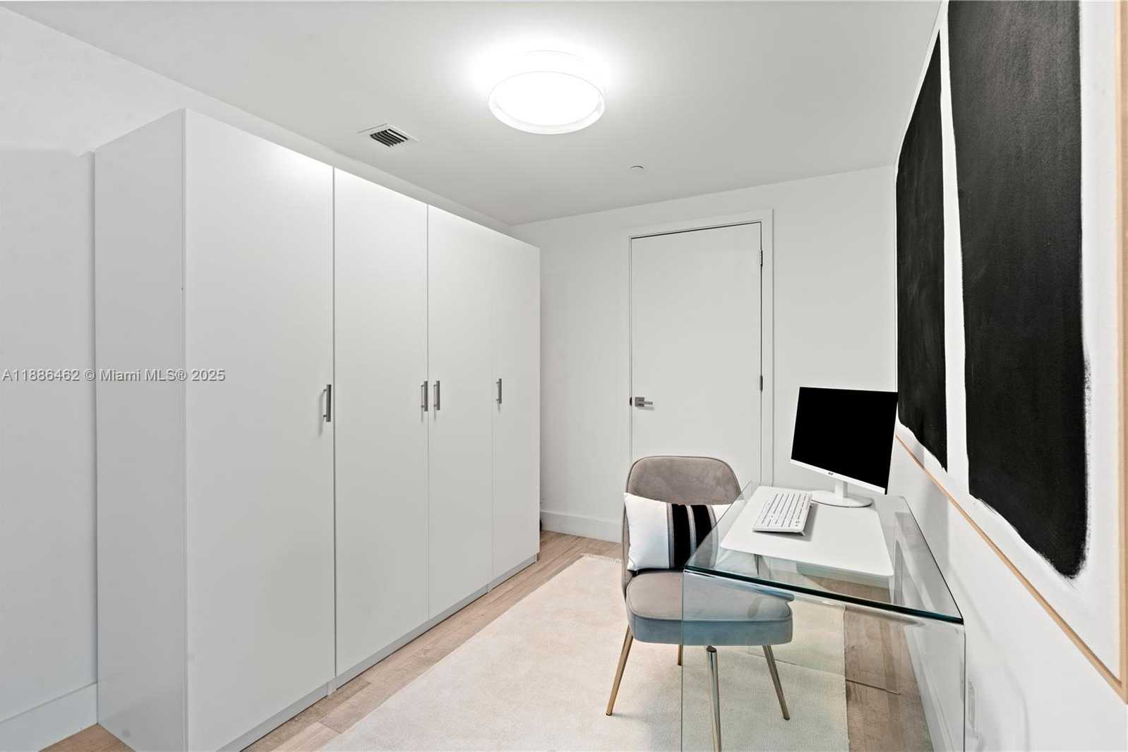 Small Image of 1080 BRICKELL AVE #2606, Miami Number 11