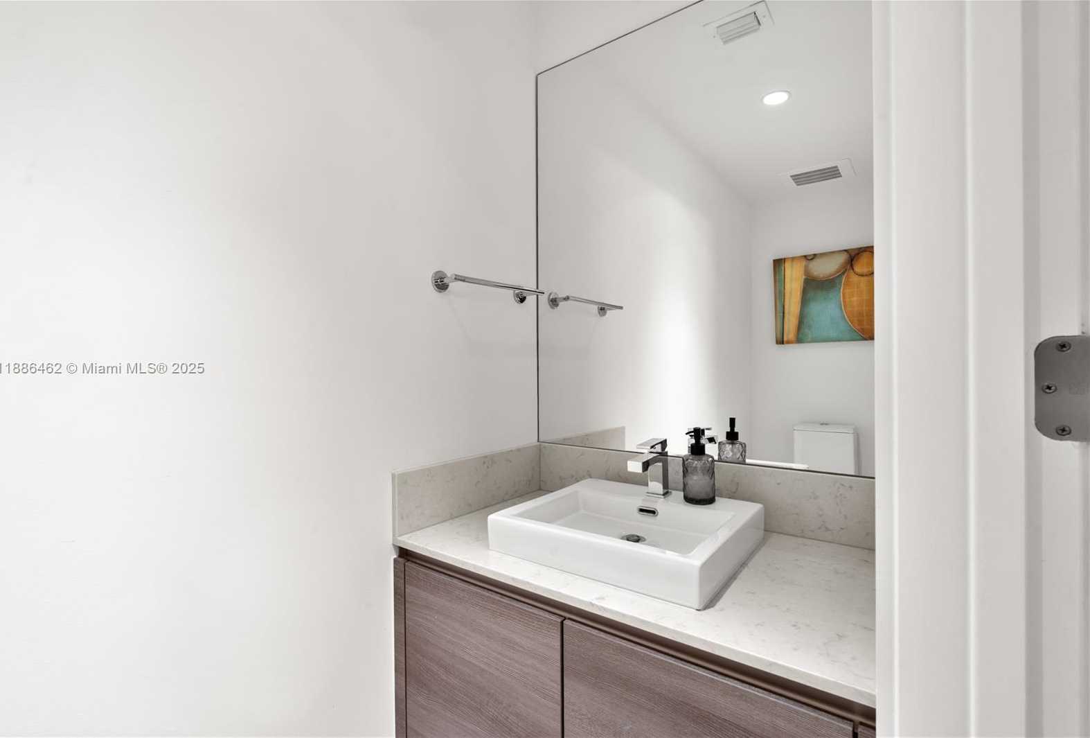 Small Image of 1080 BRICKELL AVE #2606, Miami Number 20