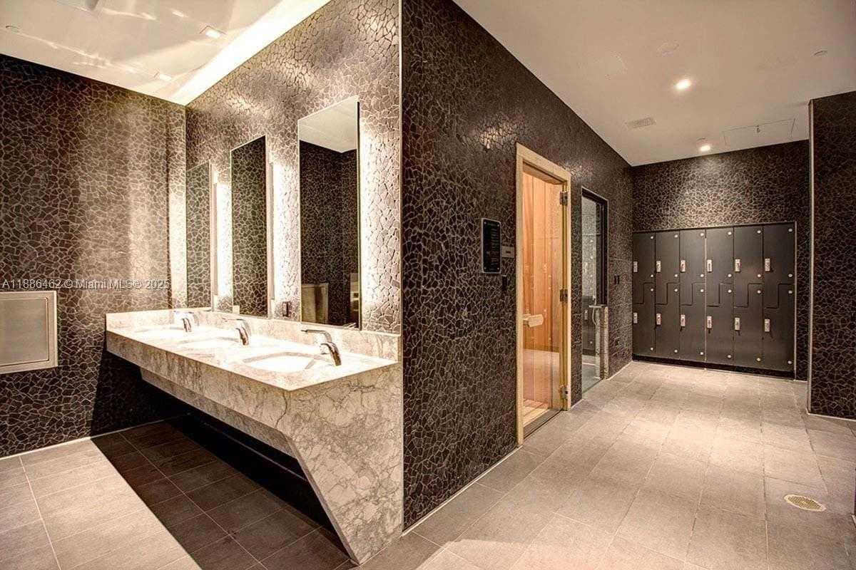 Small Image of 1080 BRICKELL AVE #2606, Miami Number 27