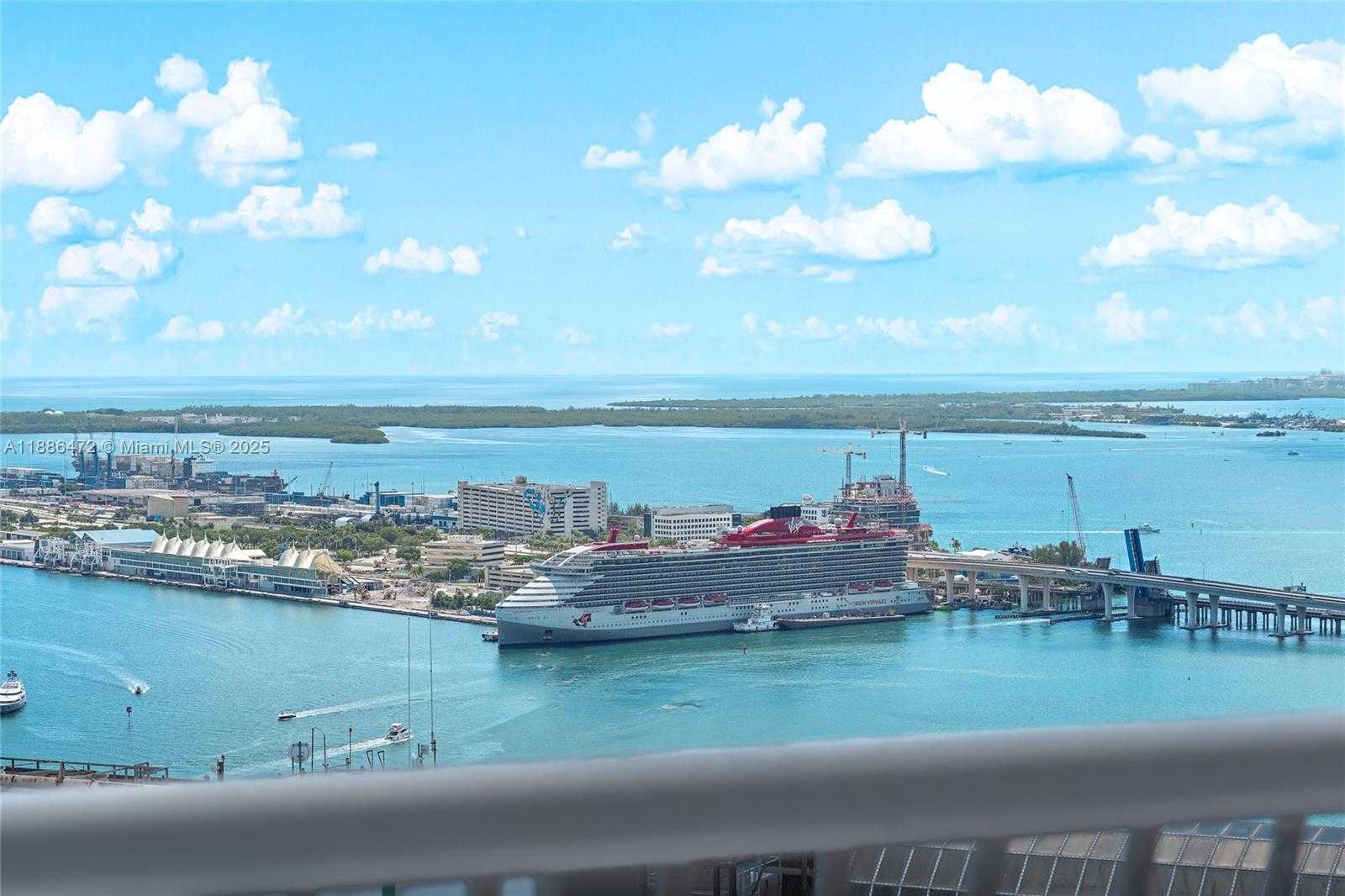 Small Image of 1750 NORTH BAYSHORE DR #4802, Miami Number 5