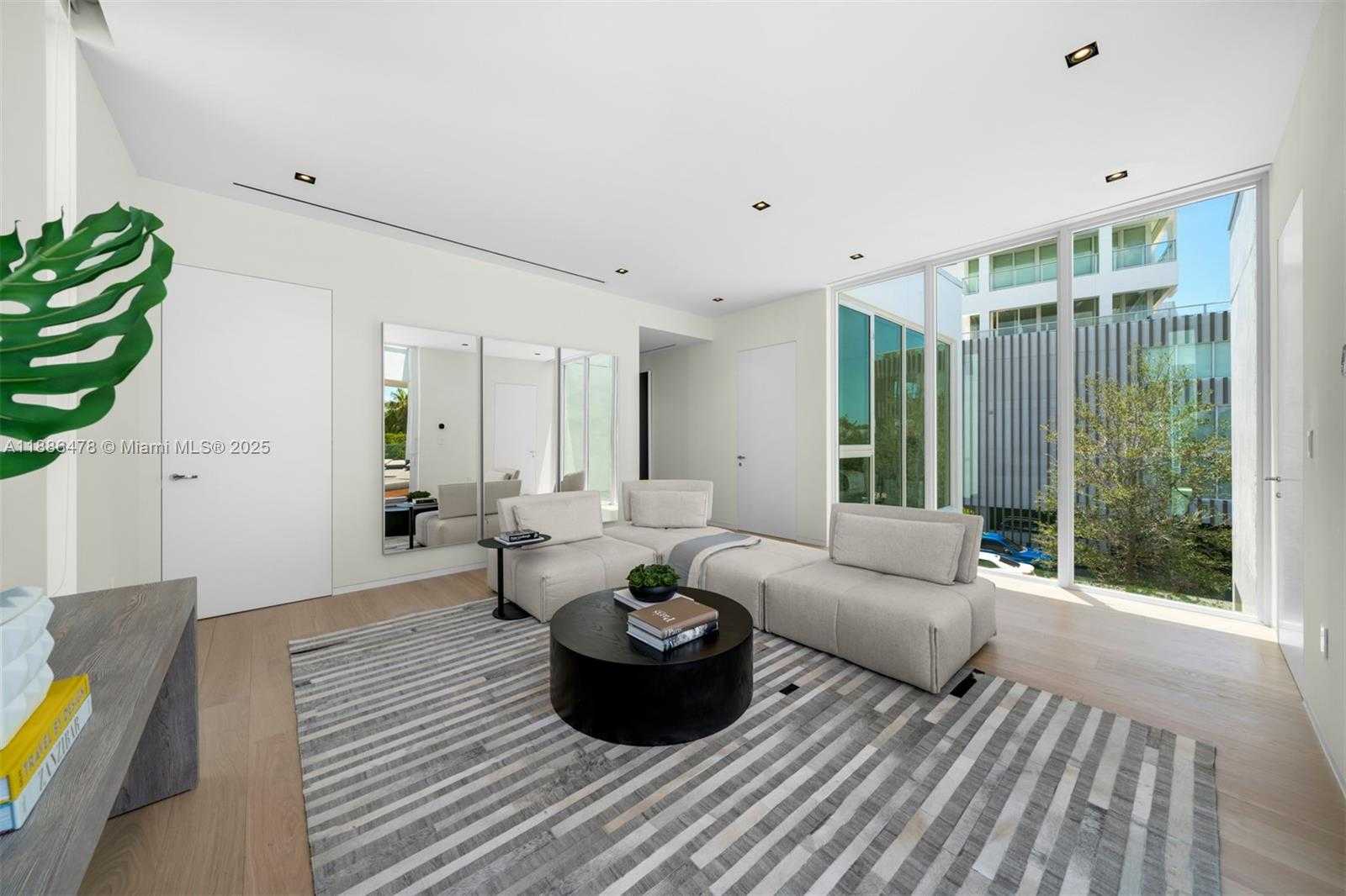 Small Image of 1011 WEST 48TH ST #8, Miami Beach Number 28