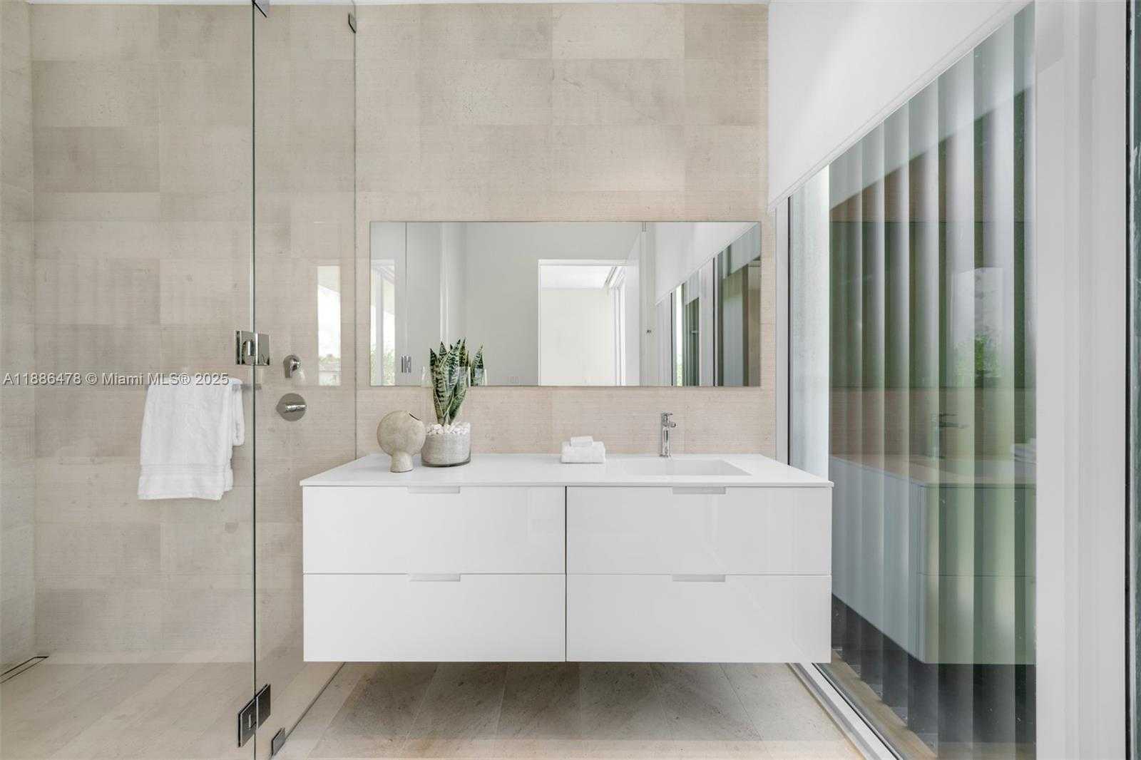 Small Image of 1011 WEST 48TH ST #8, Miami Beach Number 31