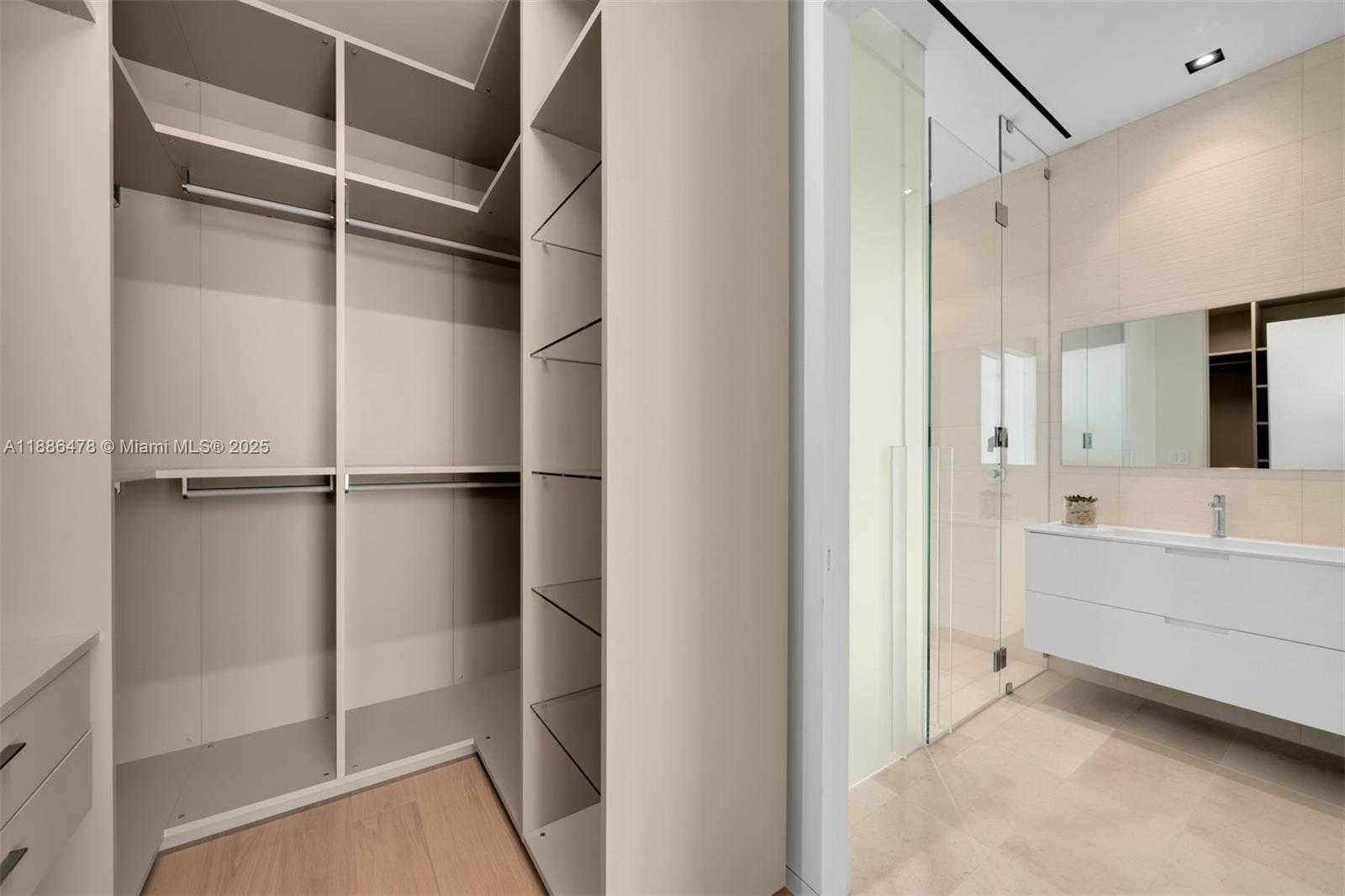 Small Image of 1011 WEST 48TH ST #8, Miami Beach Number 36