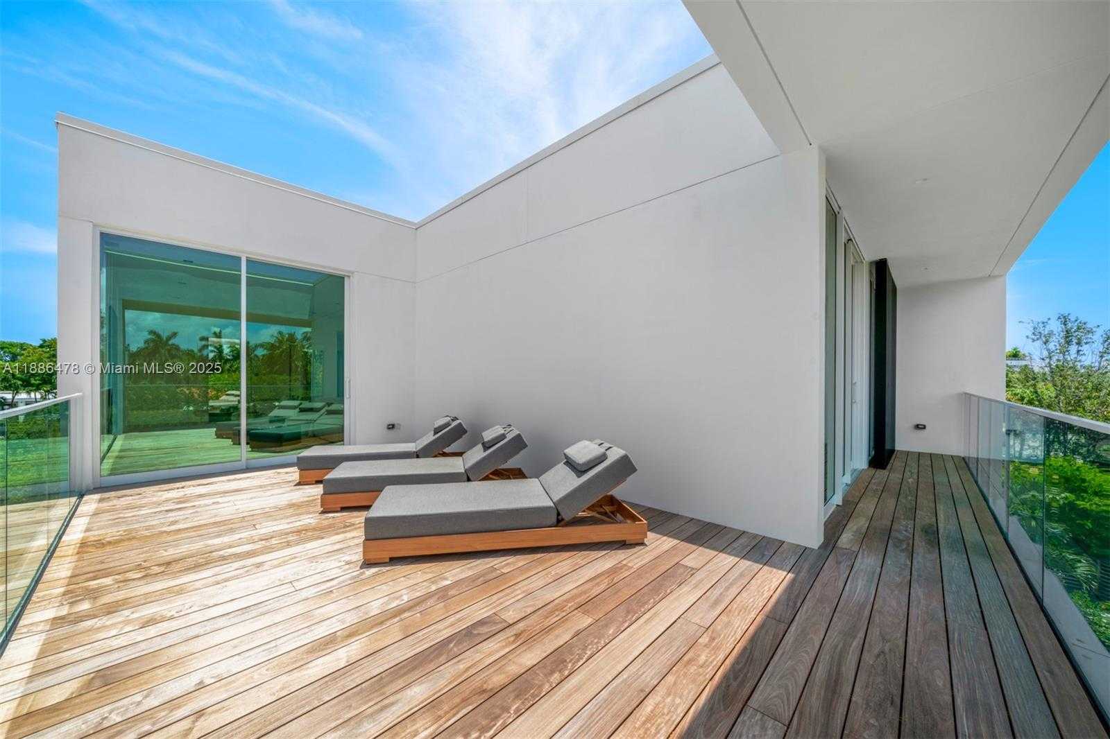 Small Image of 1011 WEST 48TH ST #8, Miami Beach Number 40