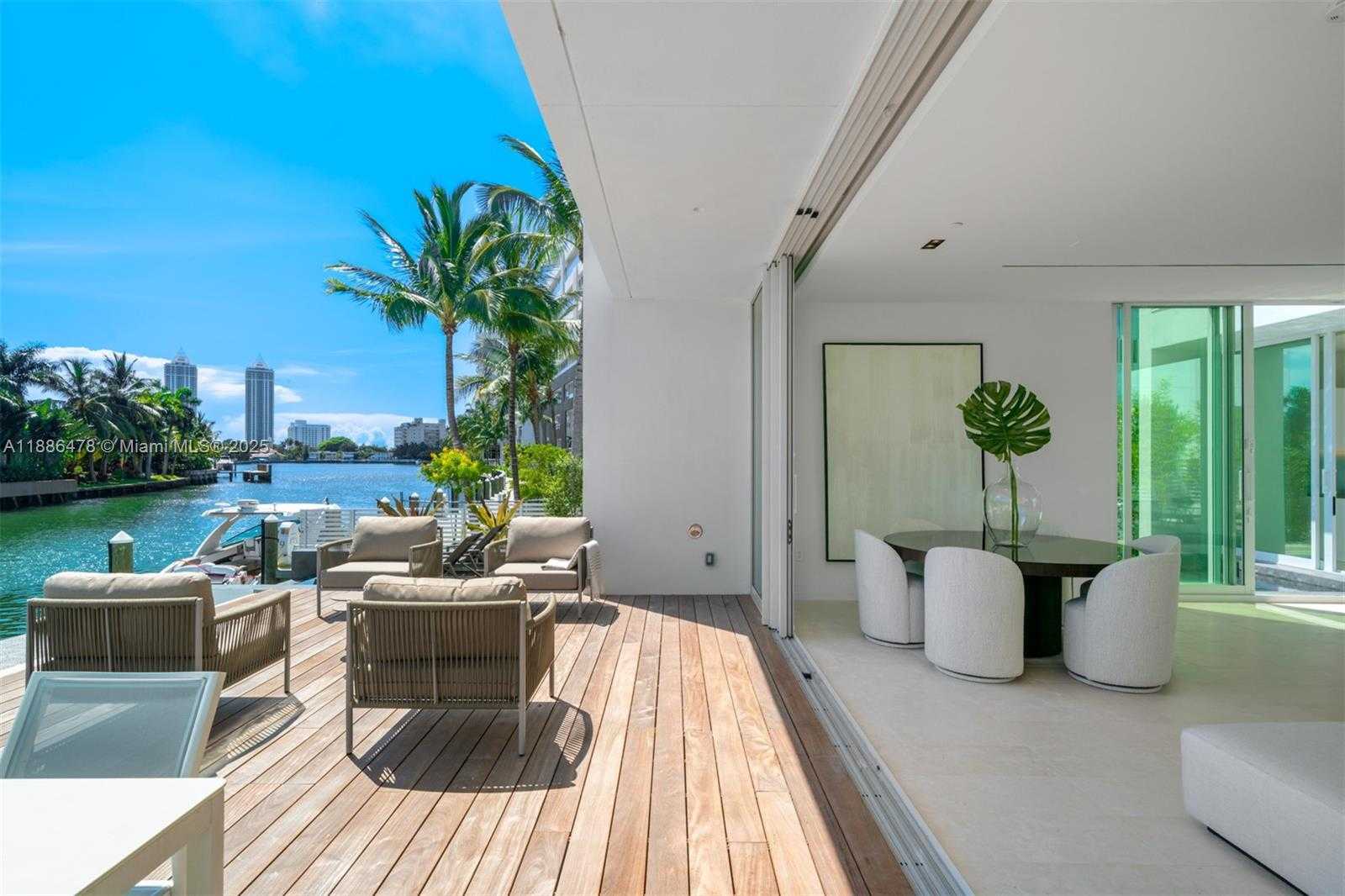 Small Image of 1011 WEST 48TH ST #8, Miami Beach Number 44