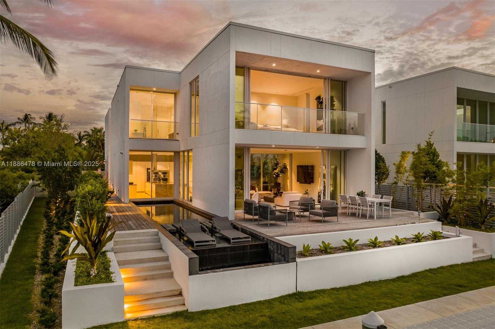 Small Image of 1011 WEST 48TH ST #8, Miami Beach Number 53