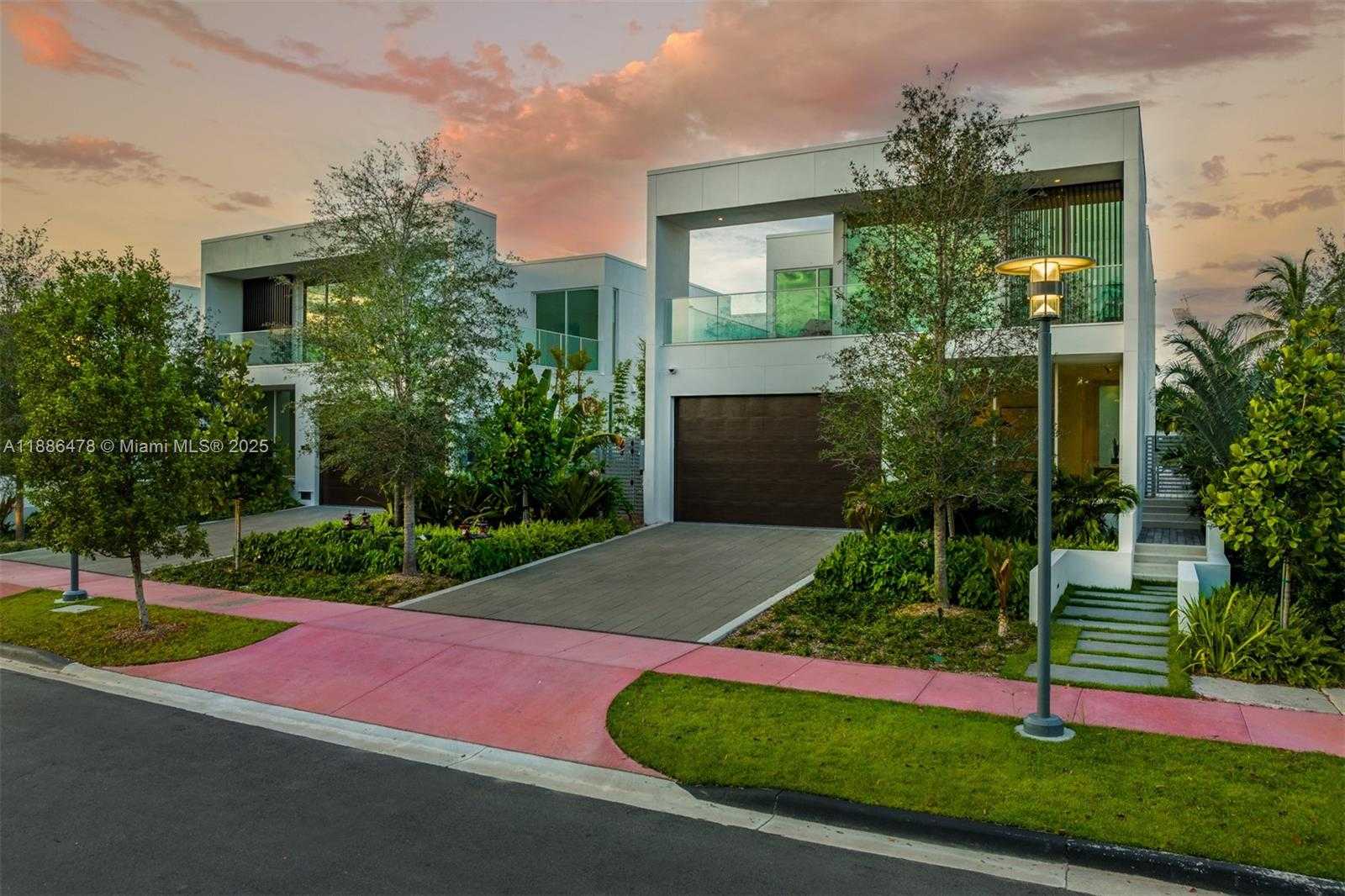 Small Image of 1011 WEST 48TH ST #8, Miami Beach Number 55