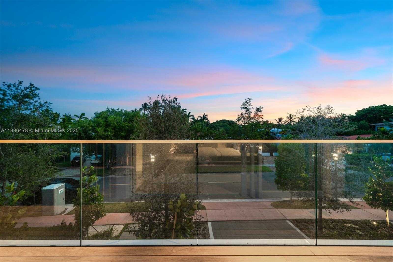 Small Image of 1011 WEST 48TH ST #8, Miami Beach Number 59