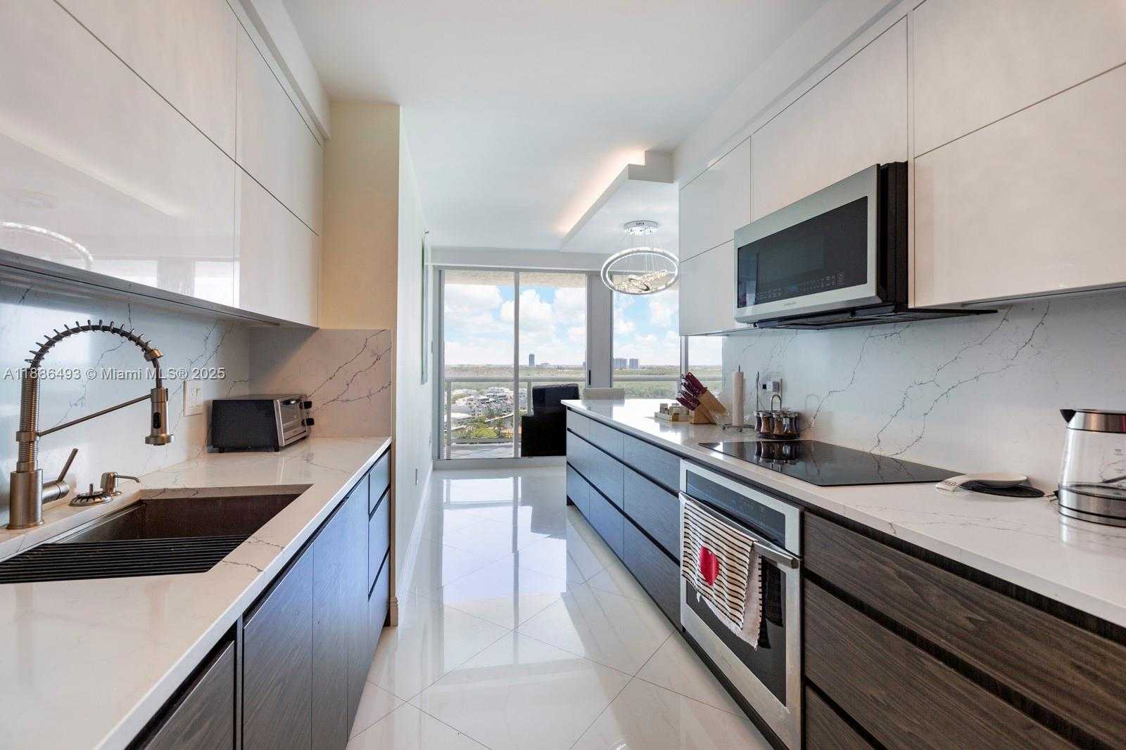 Small Image of 16400 COLLINS AVE #1845, Sunny Isles Beach Number 12