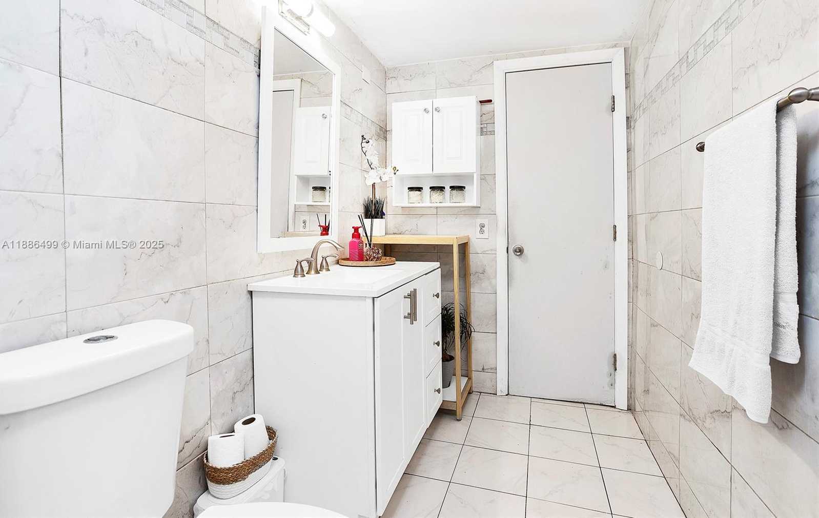 Small Image of 1850 WEST 56TH ST #2207, Hialeah Number 21