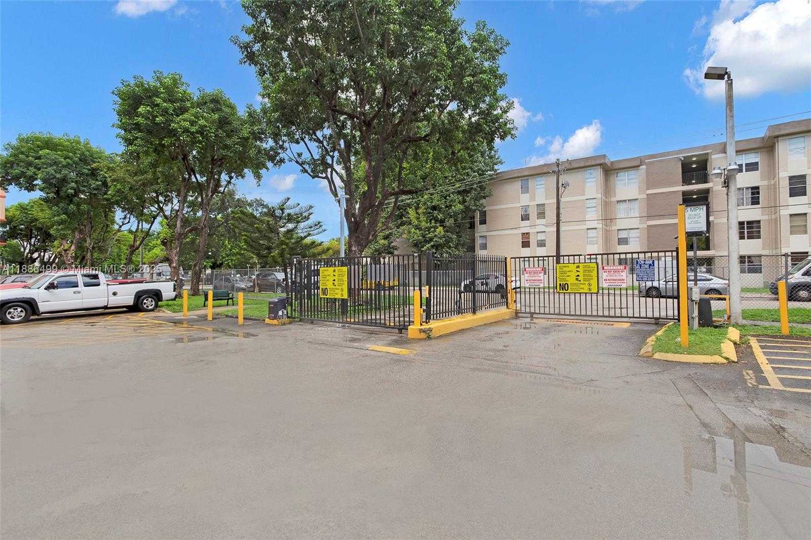 Small Image of 1850 WEST 56TH ST #2207, Hialeah Number 6
