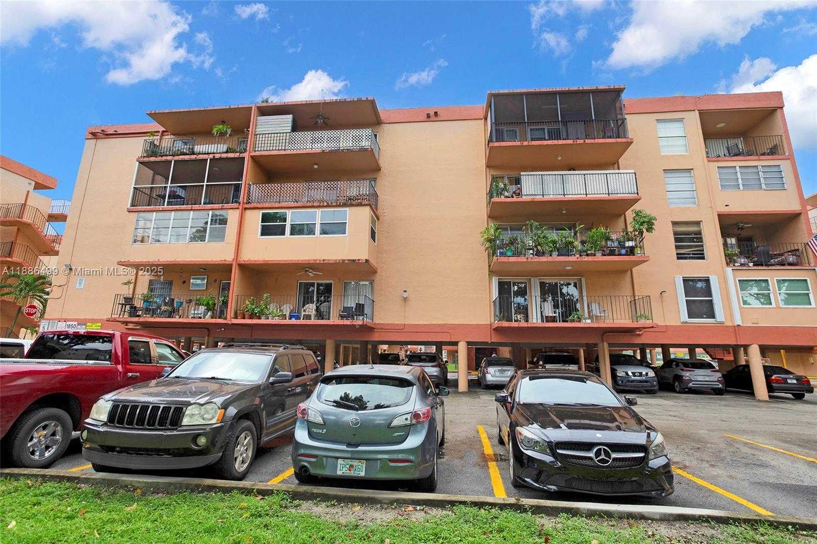 Small Image of 1850 WEST 56TH ST #2207, Hialeah Number 7