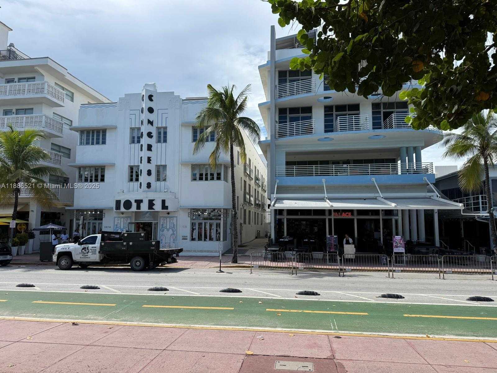 Small Image of 1036 OCEAN DR #B309, Miami Beach Number 11