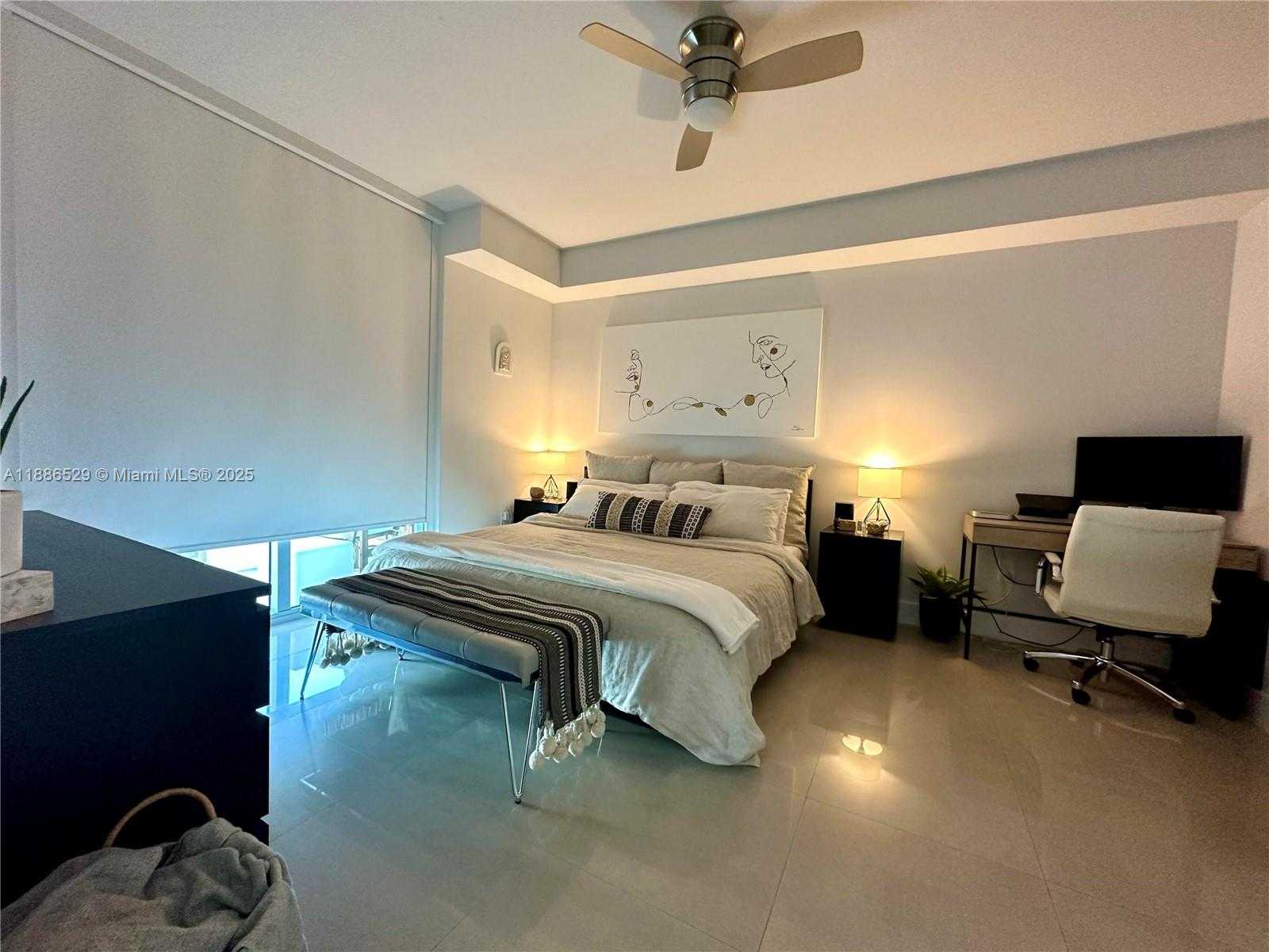 Small Image of 1 SOUTH WEST 3RD ST #1603, Miami Number 10