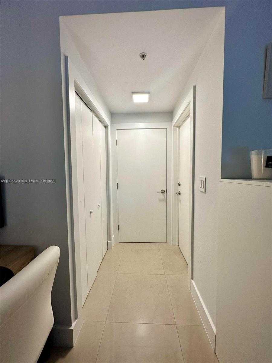 Small Image of 1 SOUTH WEST 3RD ST #1603, Miami Number 13