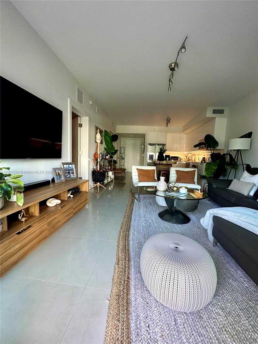 Small Image of 1 SOUTH WEST 3RD ST #1603, Miami Number 42