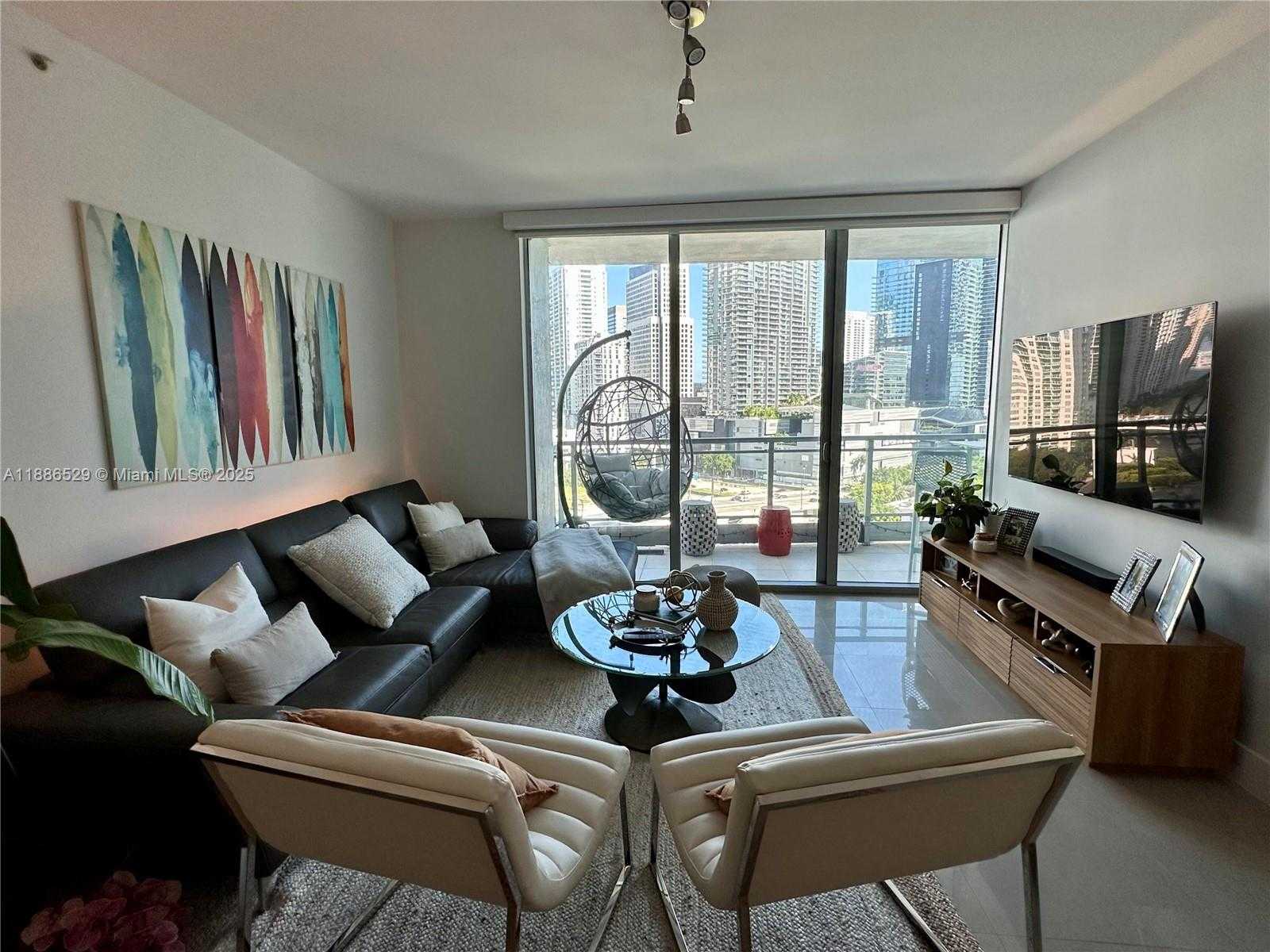 Small Image of 1 SOUTH WEST 3RD ST #1603, Miami Number 6