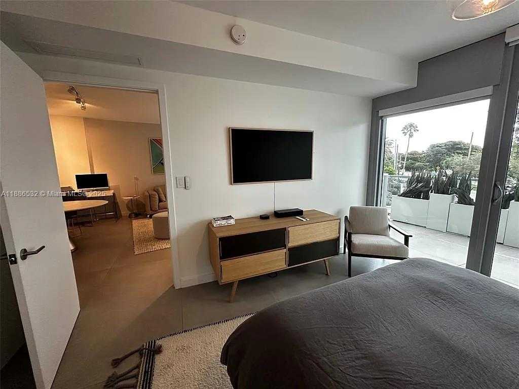 Small Image of 1201 20TH ST #208, Miami Beach Number 8