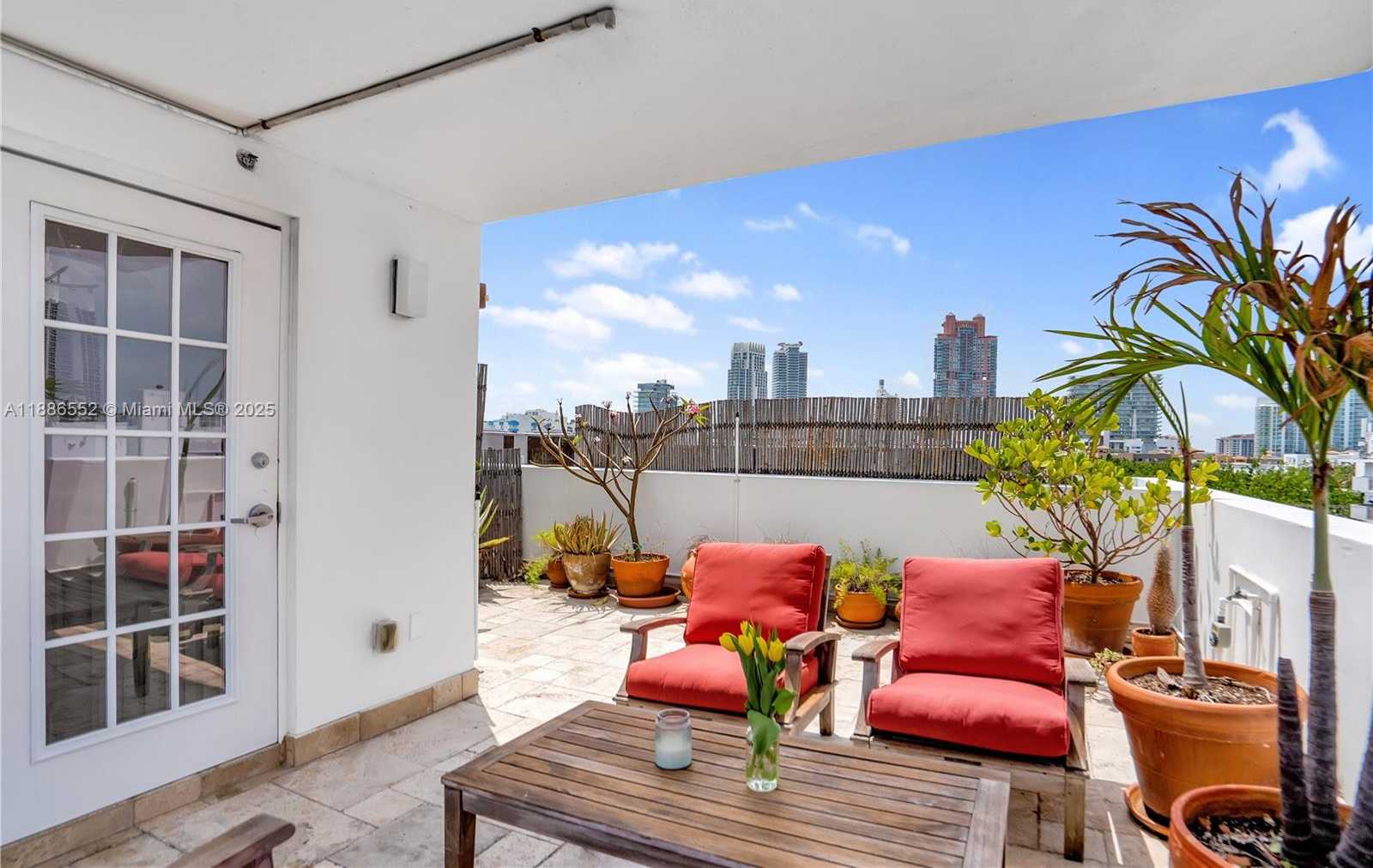 Small Image of 421 MERIDIAN AVE #21, Miami Beach Number 18