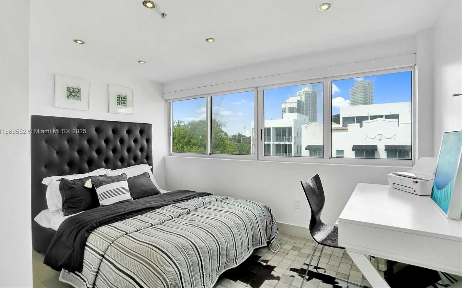 Small Image of 421 MERIDIAN AVE #21, Miami Beach Number 8