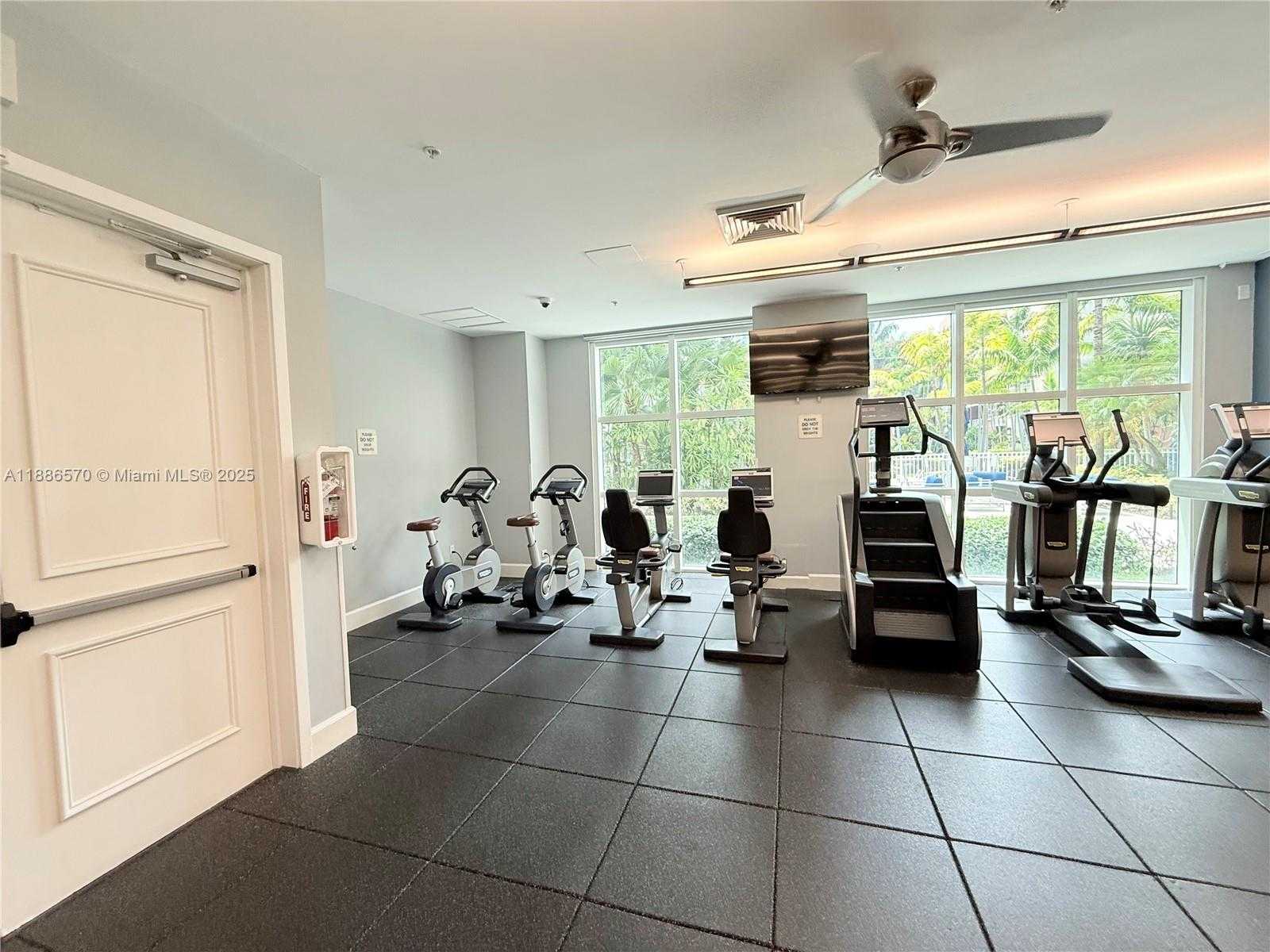 Small Image of 2000 NORTH BAYSHORE DR #218, Miami Number 38