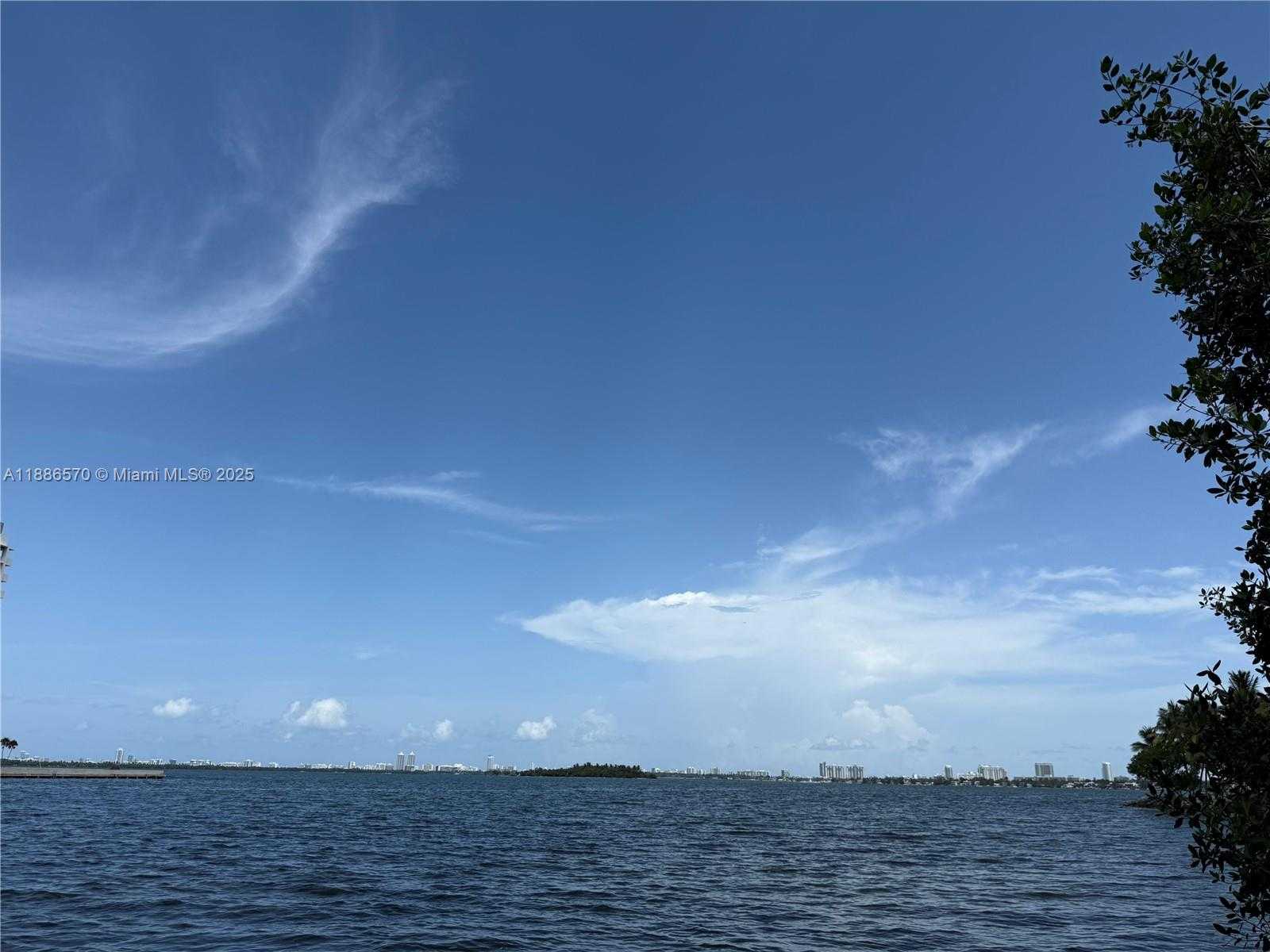 Small Image of 2000 NORTH BAYSHORE DR #218, Miami Number 58