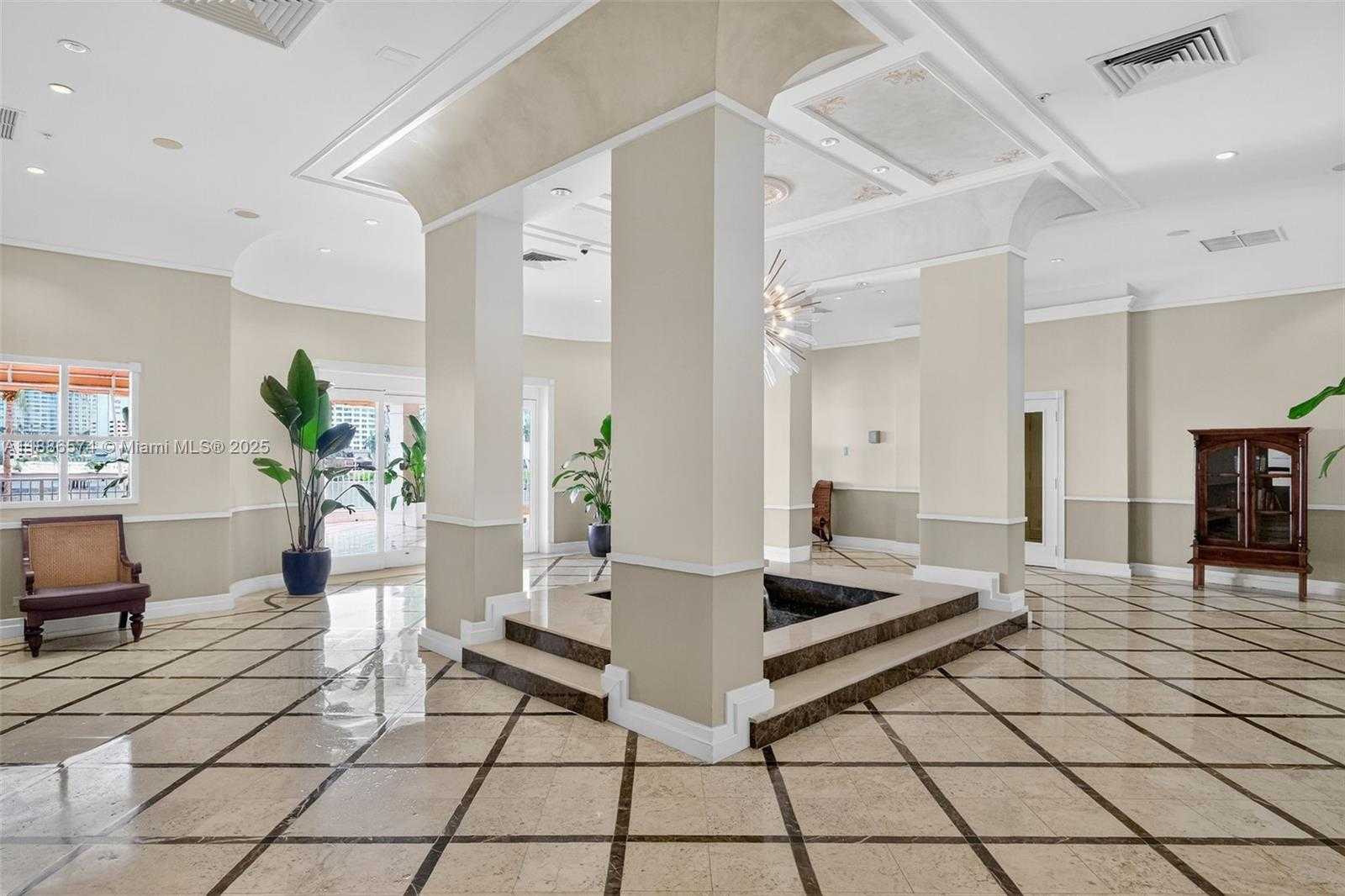 Small Image of 701 BRICKELL KEY BLVD #1108, Miami Number 4